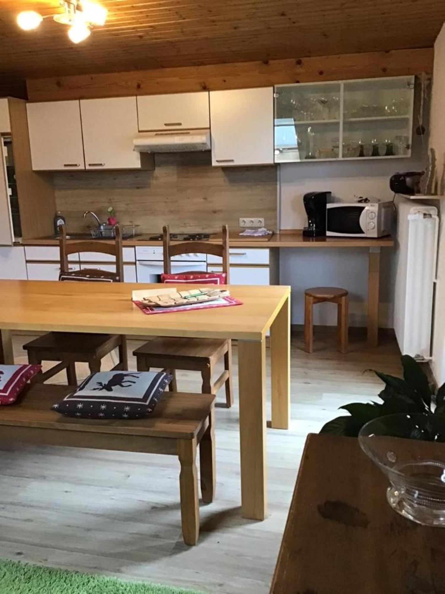Ferienwohnung Dorfblick Линдберг Екстериор снимка